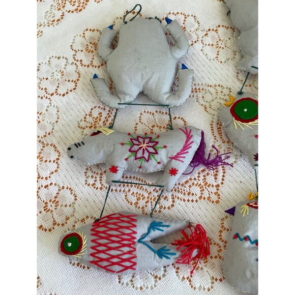 Vintage Folk Art Garland Ornaments Chinese Animals Embroidered Signs Of Zodiac - Picture 12 of 12